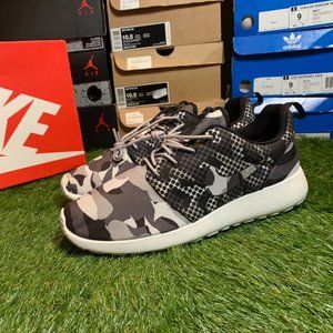 Nike Roshe one camo print